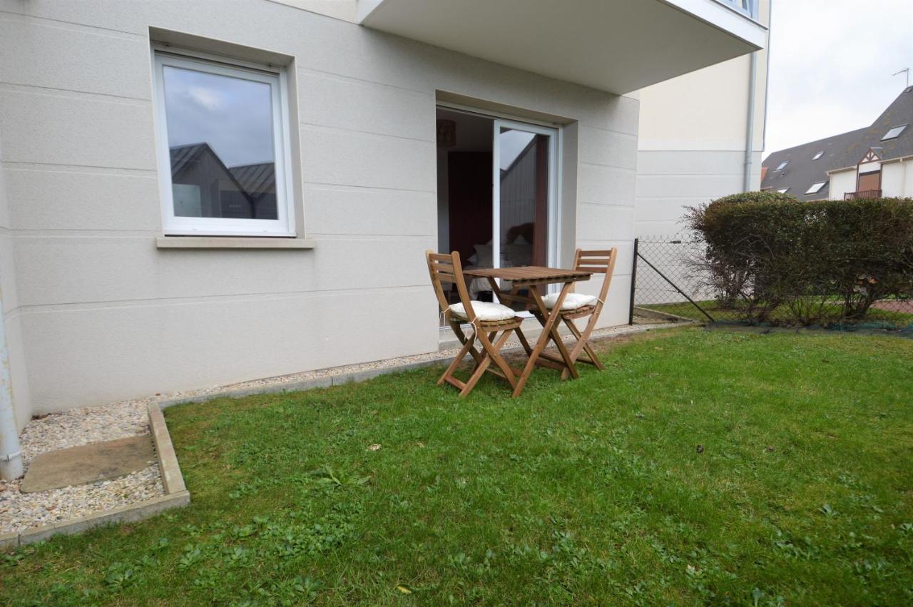 Jardin - A 50M De La Plage - Wifi - Parking Courseulles-sur-Mer Εξωτερικό φωτογραφία