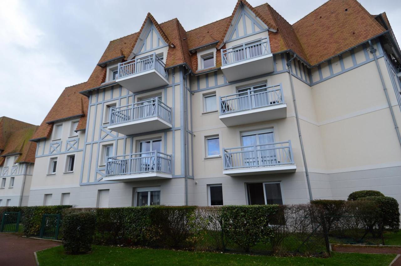 Jardin - A 50M De La Plage - Wifi - Parking Courseulles-sur-Mer Εξωτερικό φωτογραφία