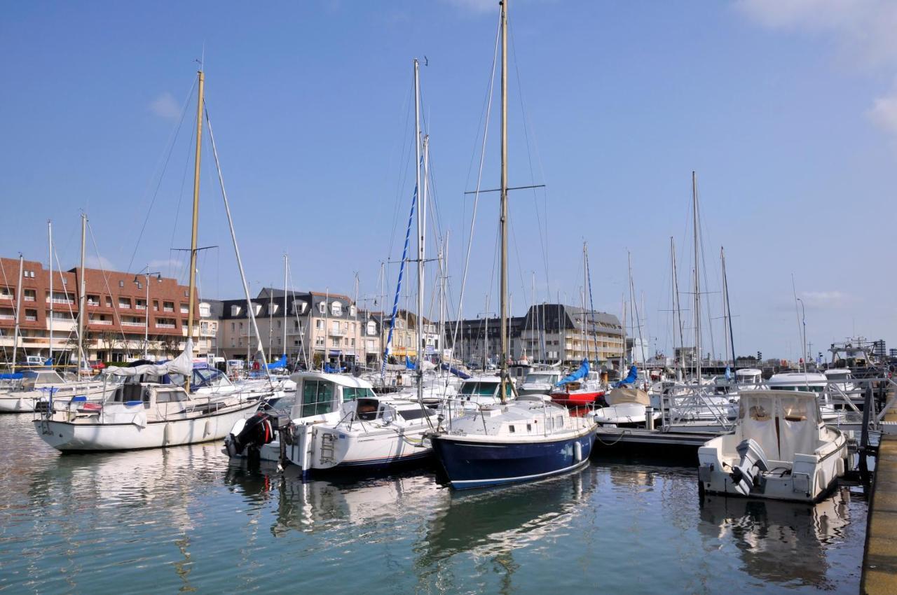 Jardin - A 50M De La Plage - Wifi - Parking Courseulles-sur-Mer Εξωτερικό φωτογραφία
